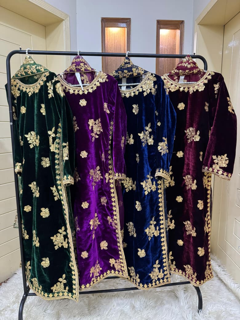 Luxury Micro Velvet Embroidered 3PC Suit – New Arrival